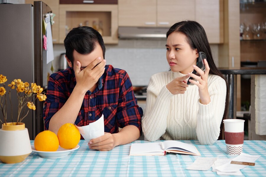 Có khá nhiều khoản chi tiêu không minh bạch