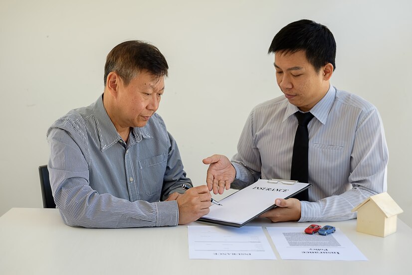 Hợp đồng thuê thám tử rõ ràng, minh bạch, uy tín